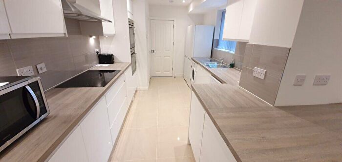 7 Bedroom House To Rent In Tiverton Road, Selly Oak, Birmingham, B29