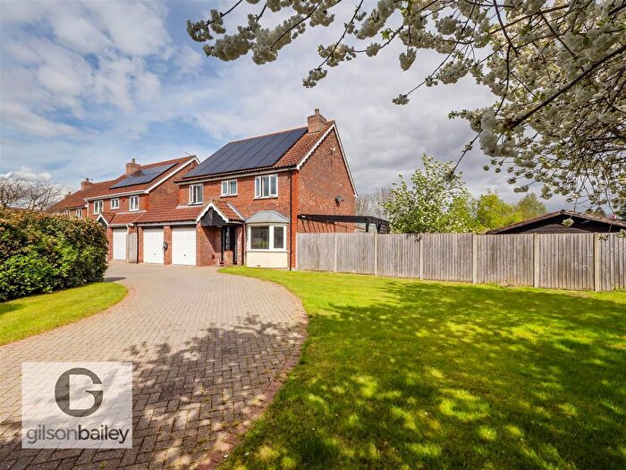 4 Bedroom Detached House For Sale In Jenny Road, Spixworth, NR10