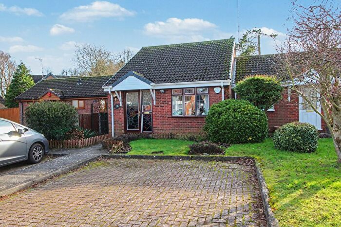 2 Bedroom Semi-Detached Bungalow For Sale In Maple Tree Walk, Littlethorpe, Leicester, LE19