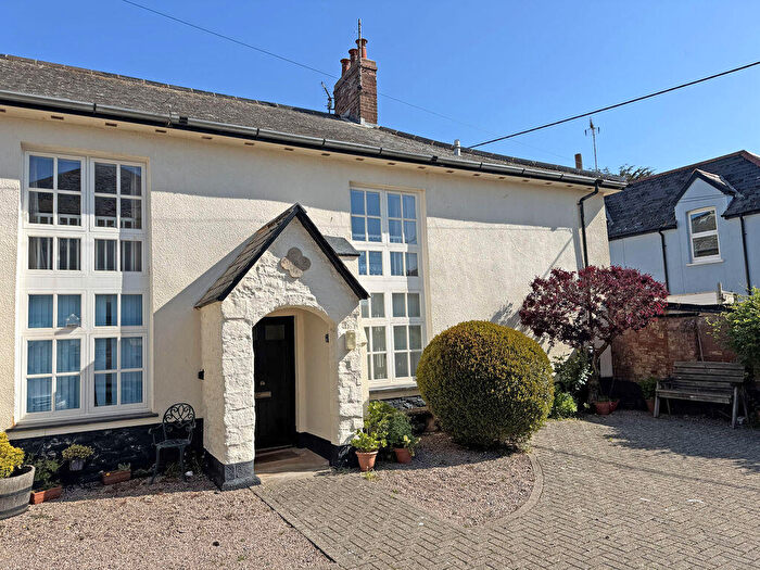 2 Bedroom Flat For Sale In Mill Street, Sidmouth, EX10