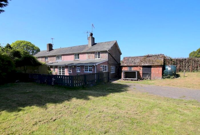 3 Bedroom Cottage To Rent In Leonard Moor Cross, Uffculme, Cullompton, EX15