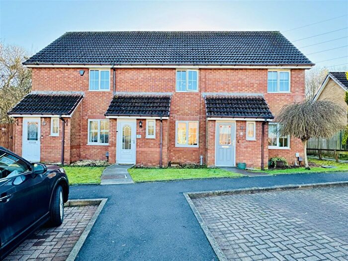 2 Bedroom Terraced House For Sale In Alford Avenue, Blantyre, Glasgow, G72