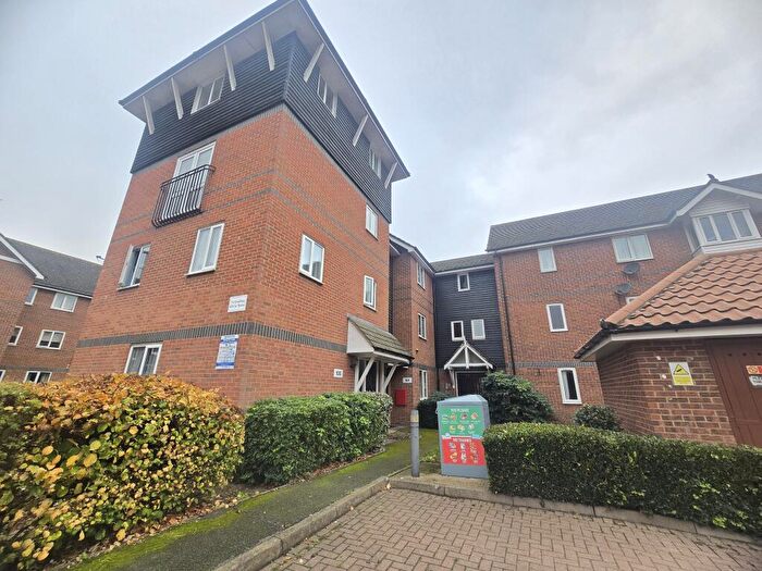 1 Bedroom Flat To Rent In Mandeville Court, Chingford, E4