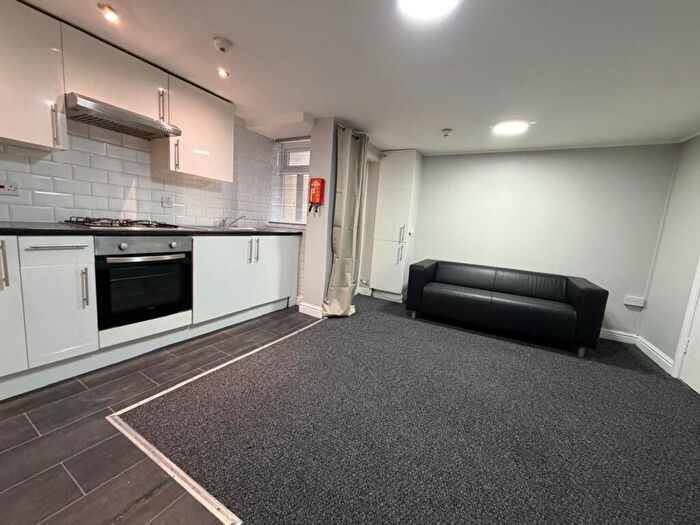 2 Bedroom Flat To Rent In Lower Cathedral Road, Riverside, CF11