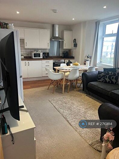 2 Bedroom Flat To Rent In Ashbourne House, Bristol, BS5