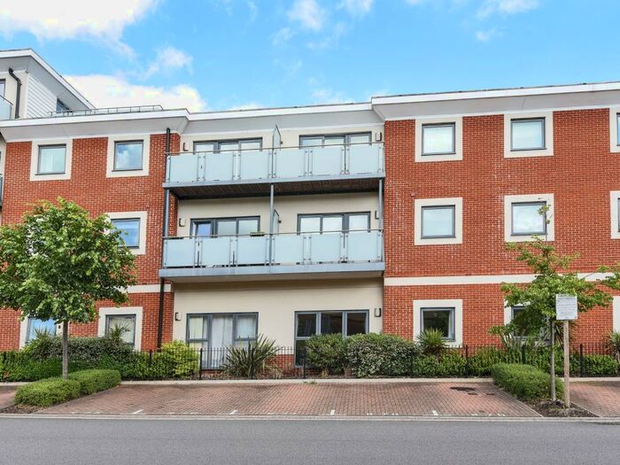 2 Bedroom Apartment To Rent In Heron House, Rushley Way, Reading, RG2