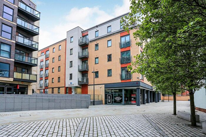 1 Bedroom Flat To Rent In Waterloo Street, Leeds, LS10
