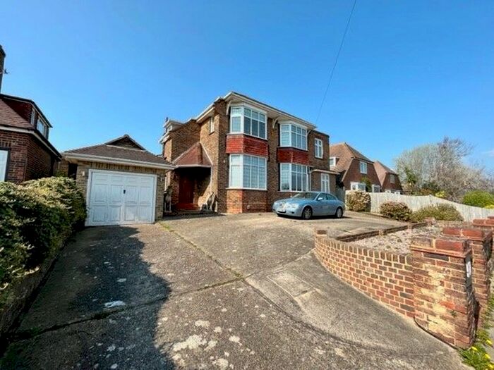 4 Bedroom Detached House To Rent In Benfield Way, Portslade, Brighton, BN41
