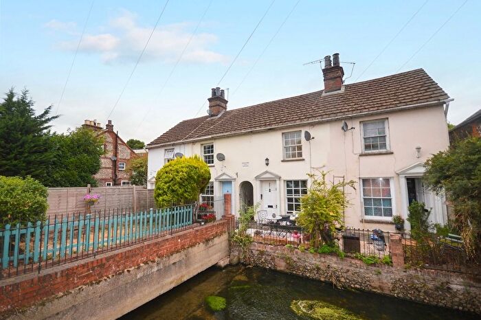 2 Bedroom Terraced House To Rent In London Road, High Wycombe, HP11
