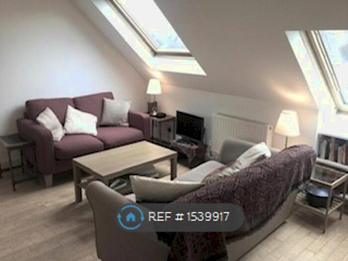 3 Bedroom Flat To Rent In Brixton Hill, London, SW2