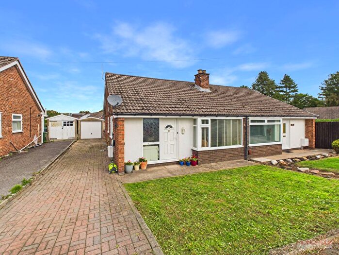 3 Bedroom Semi-Detached Bungalow For Sale In Winchester Way, Gresford, LL12