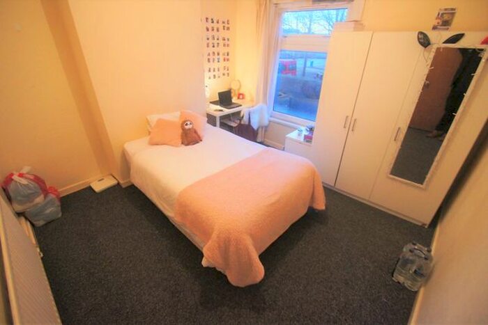 4 Bedroom End Of Terrace House To Rent In Oxford Street, Coventry, CV1
