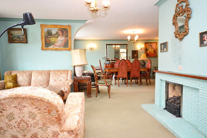 3 Bedroom End Of Terrace House For Sale In Stanmore Gardens, Aldwick, Bognor Regis, PO21