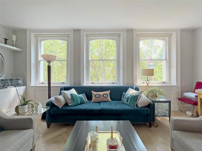 3 Bedroom Flat To Rent In Cornwall Gardens, South Kensington, London, SW7