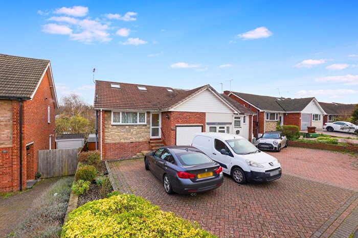 4 Bedroom Property To Rent In Lonsdale Drive, Gillingham, ME8