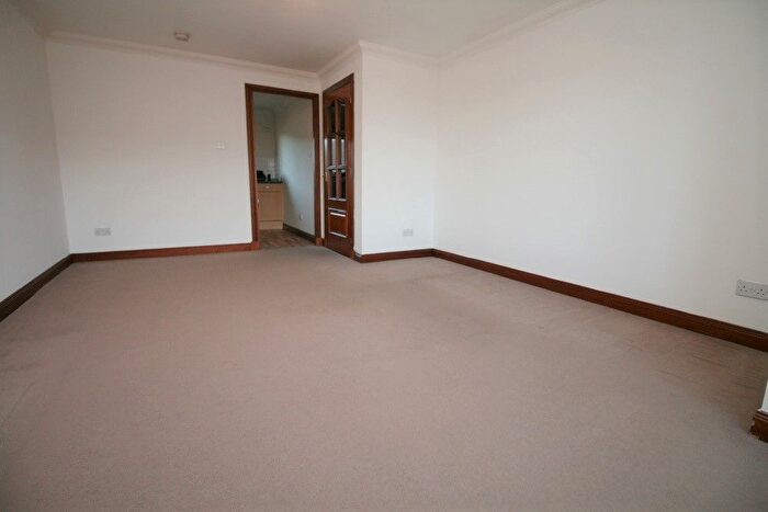 2 Bedroom Flat For Sale In Goldcrest Court, Wishaw, ML2