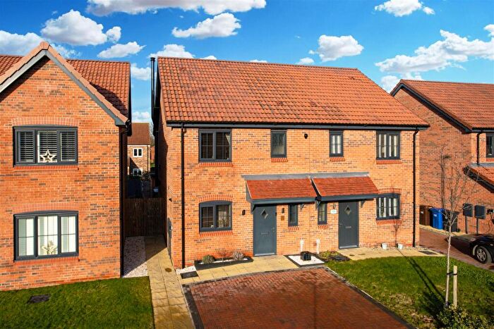 3 Bedroom Semi Detached House For Sale In Hawker Grange, Church Fenton, LS24