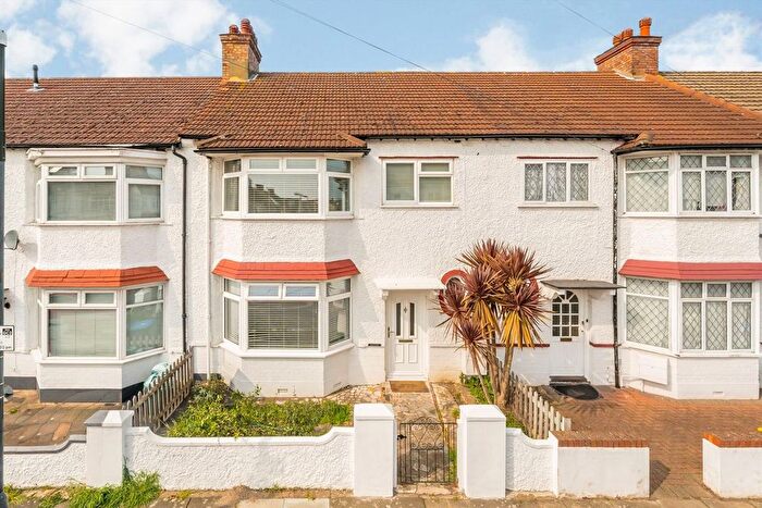 3 Bedroom Terraced House For Sale In Stanley Road, Tooting, CR4
