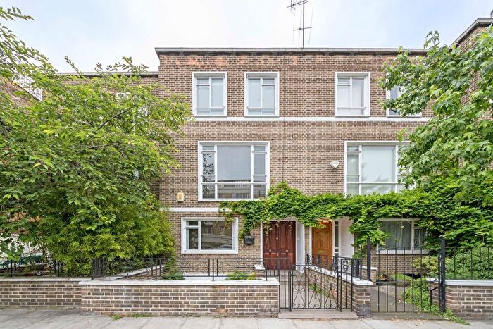 4 Bedroom Property To Rent In Northwick Terrace, London, NW8