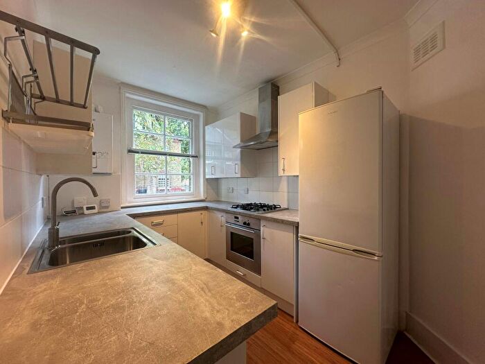 1 Bedroom Apartment To Rent In Merrow Street Walworth London, London, SE17