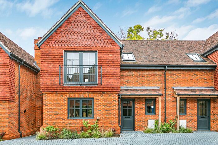 2 Bedroom End Terrace House For Sale In The Street, Effingham, KT24