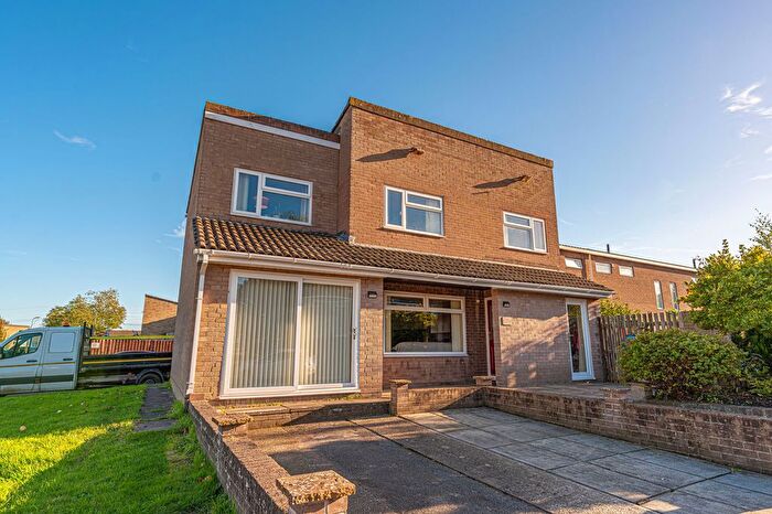 4 Bedroom End Of Terrace House For Sale In Denny View, Caldicot, NP26