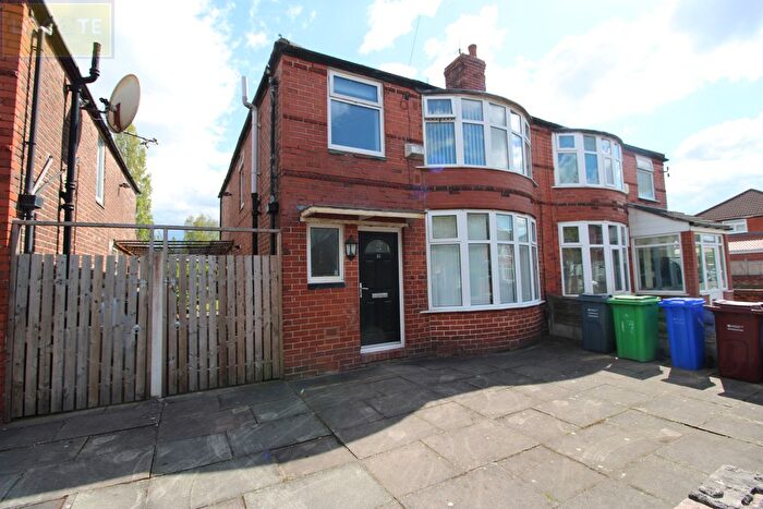 3 Bedroom Semi Detached House To Rent In Hatherley Road, Withington, M20