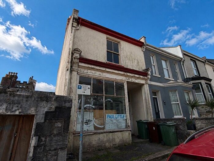 3 Bedroom End Terrace House For Sale In Holdsworth Street, Plymouth, Devon, PL4