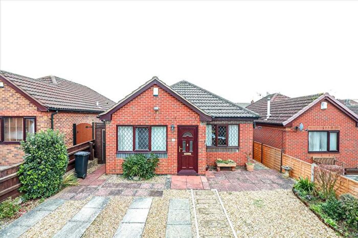 2 Bedroom Bungalow For Sale In Villa Gardens, Burton Latimer, NN15