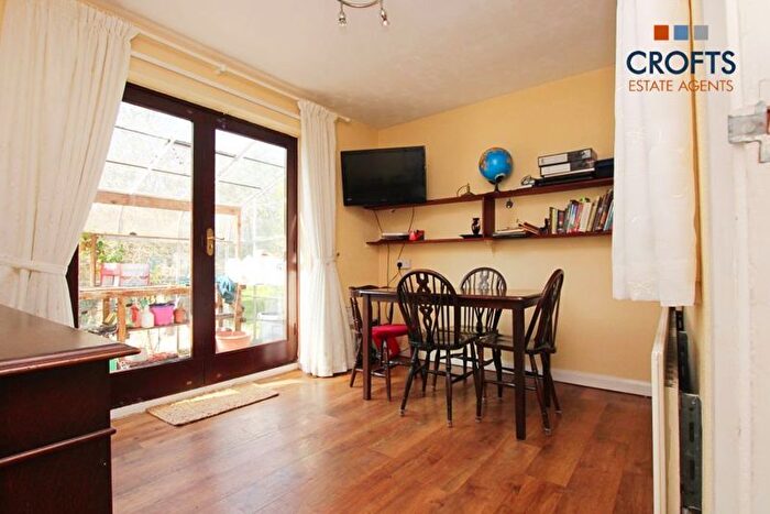 7 Bedroom Detached Bungalow To Rent In Staple Road, South Killingholme, DN40