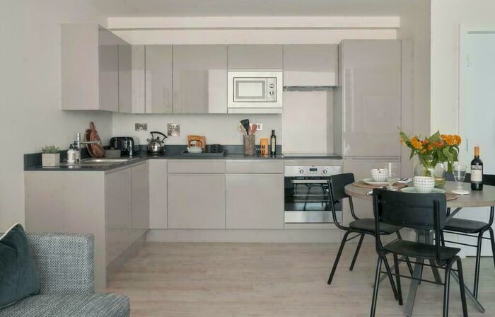 2 Bedroom Apartment To Rent In Charlotte Street, Birmingham, B3