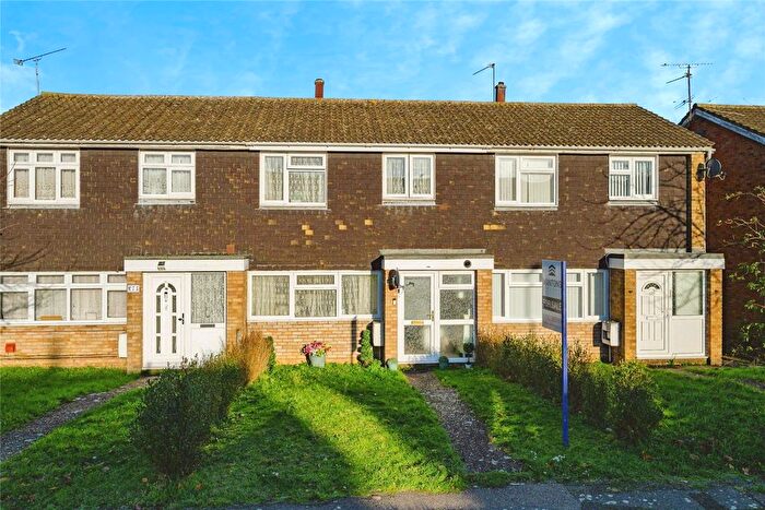 3 Bedroom Terraced House For Sale In Julius Gardens, Luton, Bedfordshire, LU3