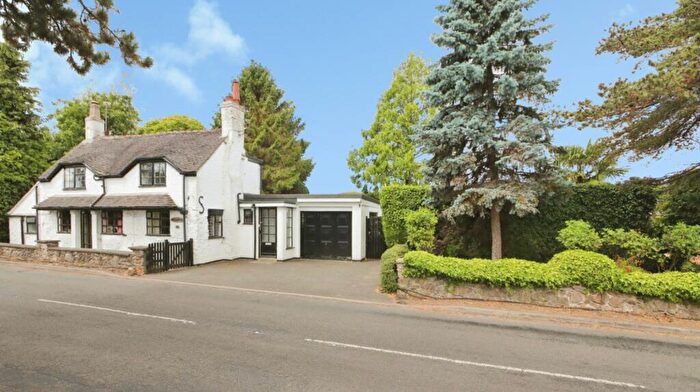 2 Bedroom Detached House For Sale In Ashby Road, Ticknall, DE73