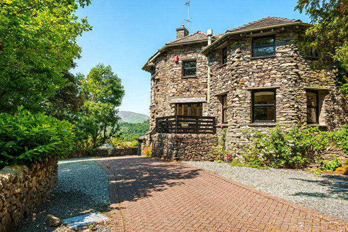 2 Bedroom Apartment For Sale In Skelwith Apartment, Neaum Crag House, Skelwith Bridge, Ambleside, Cumbria, LA22