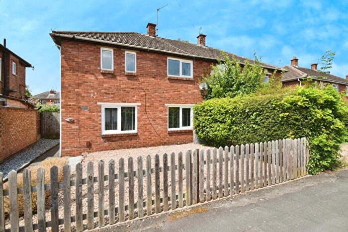 3 Bedroom Semi-Detached House For Sale In Bramley Road, Birstall, Leicester, Leicestershire, LE4