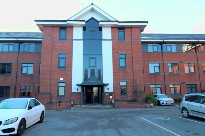 1 Bedroom Flat To Rent In Greenleigh Court, Dawsons Square, Pudsey, LS28