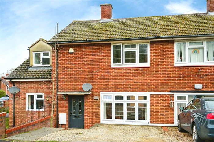 2 Bedroom Semi-Detached House To Rent In Foxwell Drive, Headington, OX3