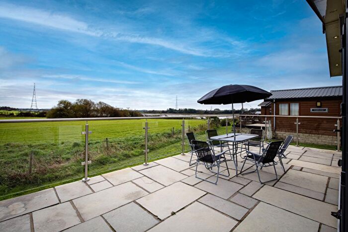 2 Bedroom Lodge For Sale In Wardleys Lane, Hambleton, Poulton-Le-Fylde, FY6