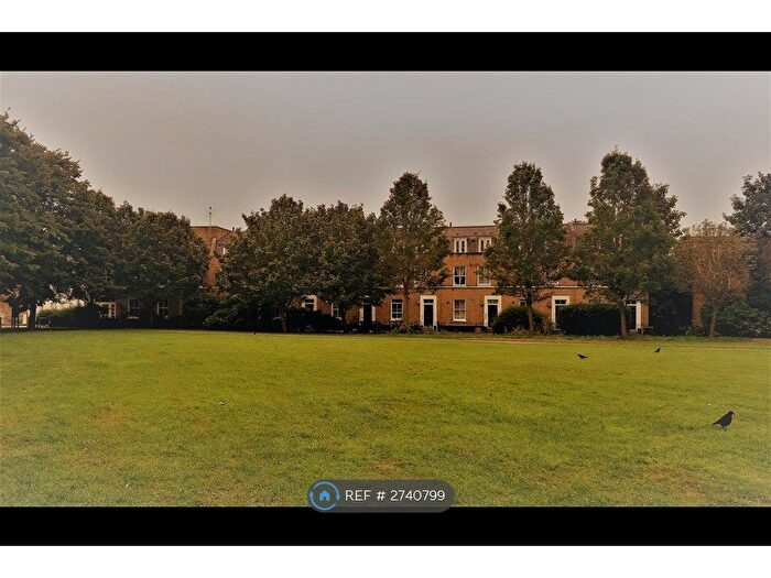 2 Bedroom Flat To Rent In Belgrave Street, London, E1