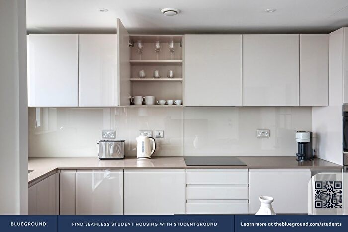 1 Bedroom Flat To Rent In Nine Elms, London, SW8