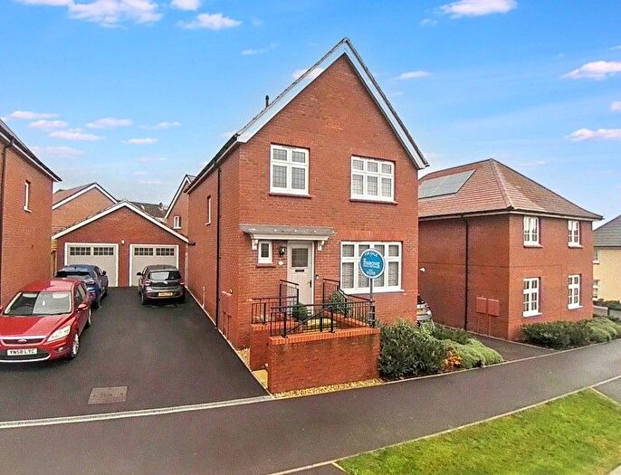 3 Bedroom Detached House For Sale In Guernsey Road, Winscombe, North Somerset., BS25