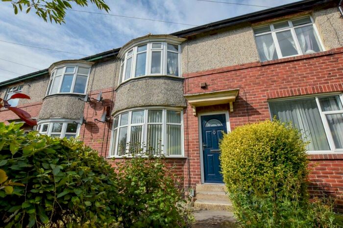 2 Bedroom Apartment To Rent In Wych Elm Crescent, High Heaton, NE7