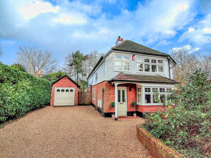 4 Bedroom Detached House For Sale In Bennetts Lane, Burley, Ringwood, BH24