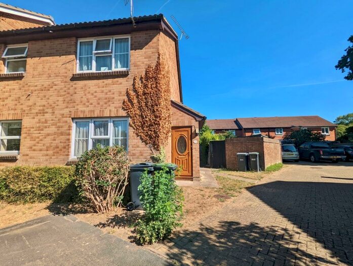 1 Bedroom House To Rent In Spinnaker Close, Hayling Island, PO11