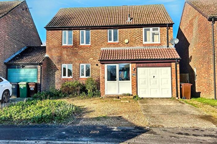5 Bedroom Link Detached House For Sale In Badger Farm, SO22