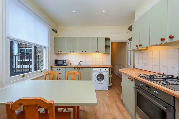 2 Bedroom Flat To Rent In Widley Road, London, W9