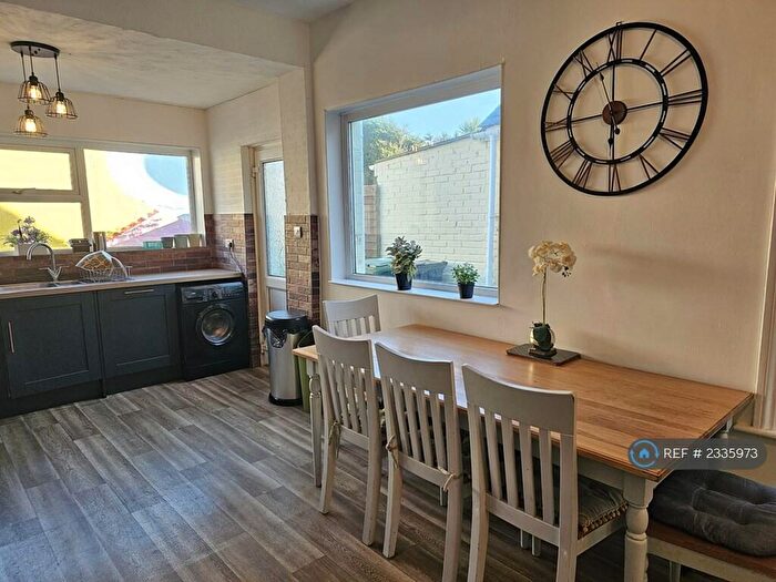 5 Bedroom Terraced House To Rent In High Street, Wyke Regis, Weymouth, DT4