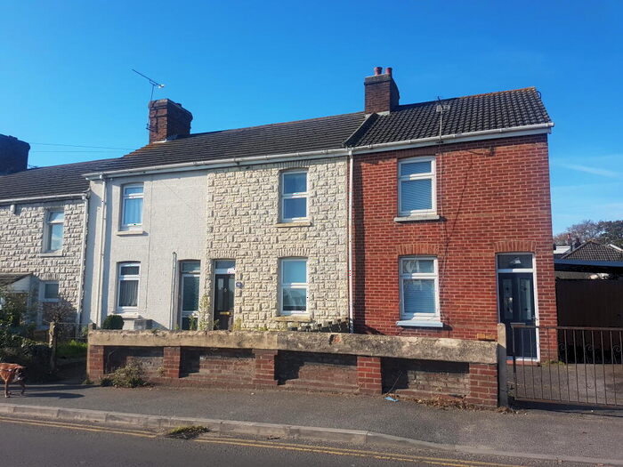 3 Bedroom House To Rent In Lake Road, Hamworthy, BH15