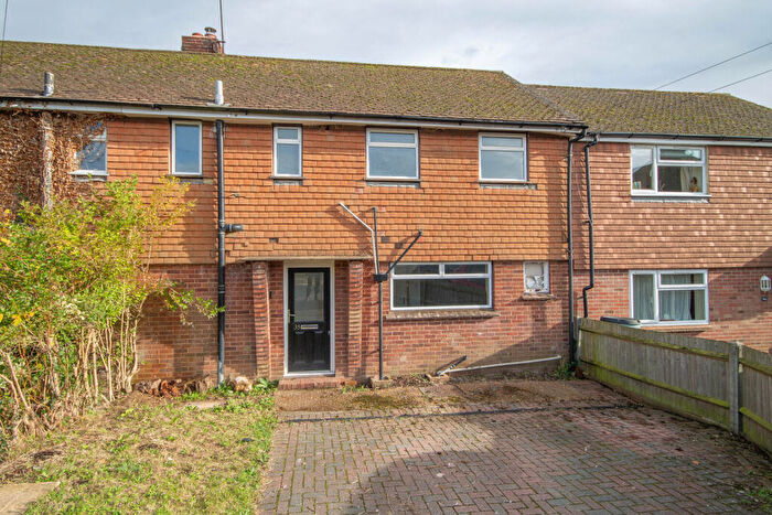 3 Bedroom Terraced House For Sale In Cricketfield, Newick, BN8
