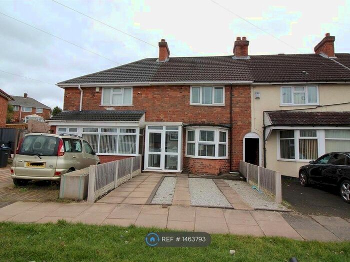 3 Bedroom Semi-Detached House To Rent In Wash Lane, Birmingham, B25